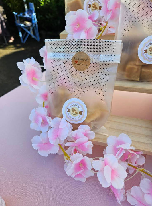 Handmade fudge bag with pink flowers surrounding 